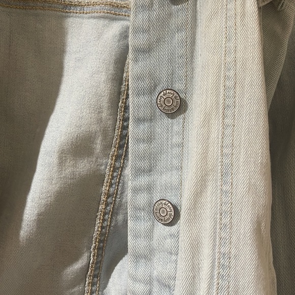 Jean Jacket - Picture 2 of 3